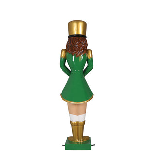 CALLY NUTCRACKER